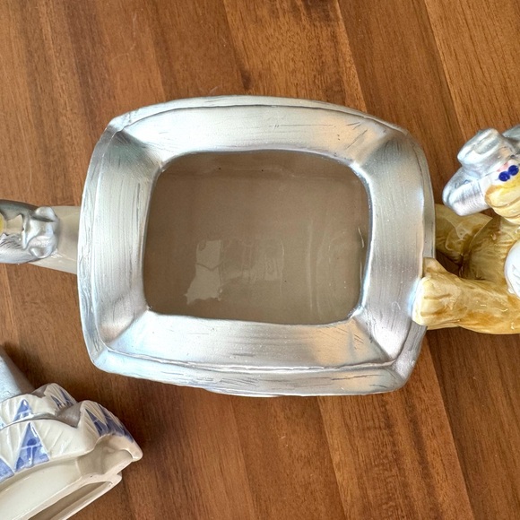 Omnibus King Kong New York Ceramic Tea Pot - Picture 14 of 15